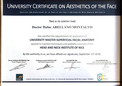 Diploma de Dra. Dafne Arellano Montalvo — University Master Superficial Facial Anatomy applied to injection techniques — Institut Universitaire de la Face et du Cou · Université Nice Sophia Antipolis (Francia) — 2018